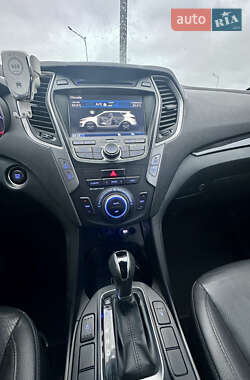 Внедорожник / Кроссовер Hyundai Santa FE 2012 в Киеве