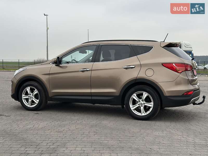Внедорожник / Кроссовер Hyundai Santa FE 2013 в Радивилове