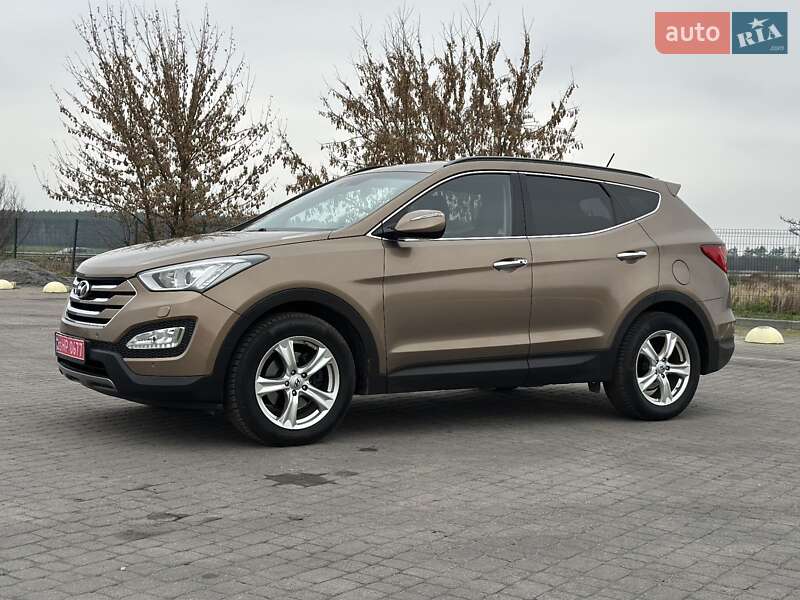 Внедорожник / Кроссовер Hyundai Santa FE 2013 в Радивилове