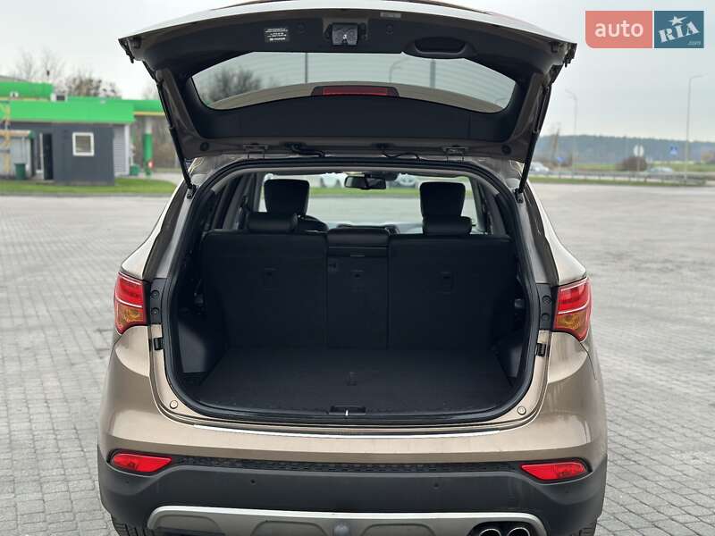 Внедорожник / Кроссовер Hyundai Santa FE 2013 в Радивилове