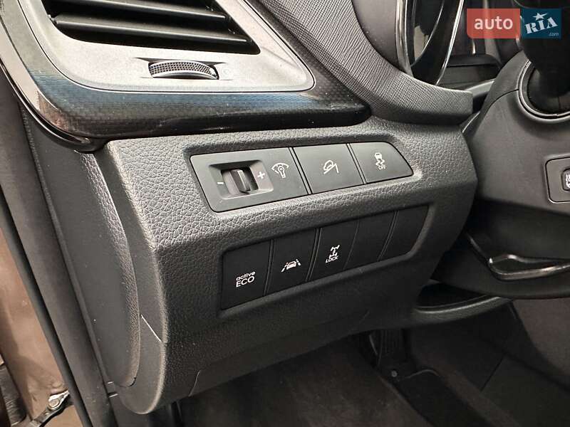 Внедорожник / Кроссовер Hyundai Santa FE 2013 в Радивилове