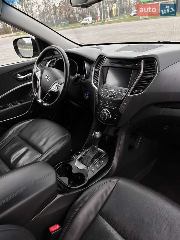 Внедорожник / Кроссовер Hyundai Santa FE 2013 в Радивилове