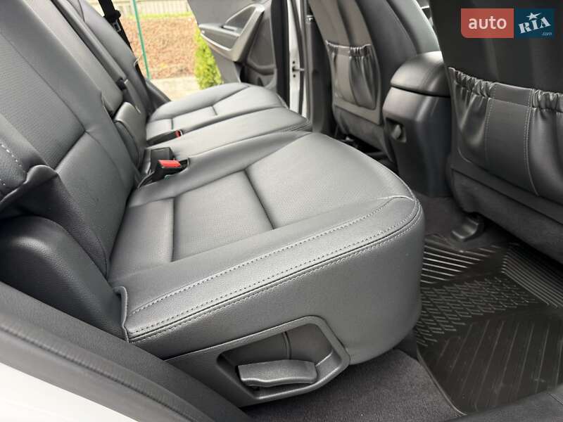 Внедорожник / Кроссовер Hyundai Santa FE 2017 в Виннице