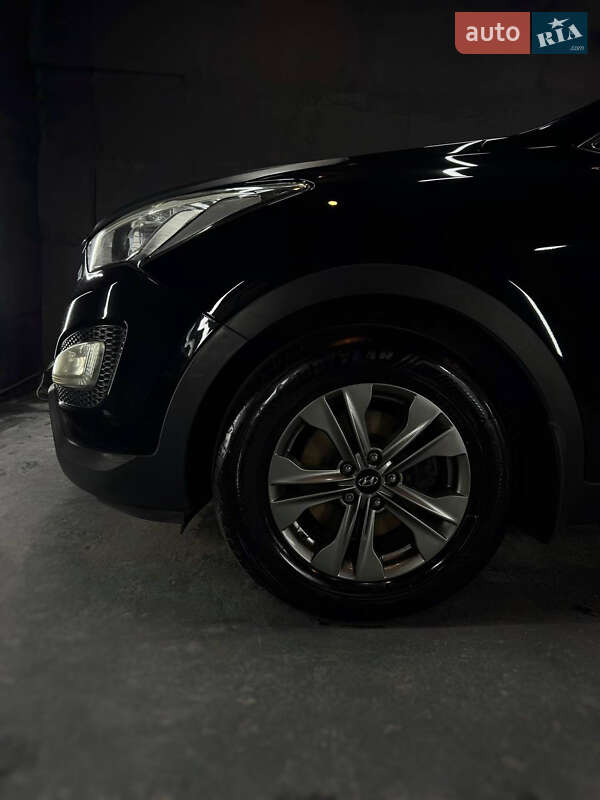 Внедорожник / Кроссовер Hyundai Santa FE 2015 в Днепре фото 10 Внедорожник / Кроссовер Hyundai Santa FE 2015 в Днепре