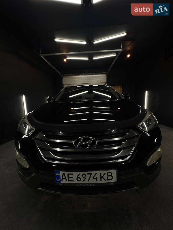 Внедорожник / Кроссовер Hyundai Santa FE 2015 в Днепре фото 11 Внедорожник / Кроссовер Hyundai Santa FE 2015 в Днепре
