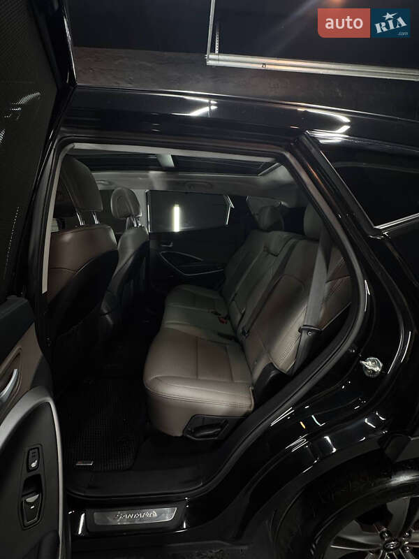 Внедорожник / Кроссовер Hyundai Santa FE 2015 в Днепре фото 31 Внедорожник / Кроссовер Hyundai Santa FE 2015 в Днепре