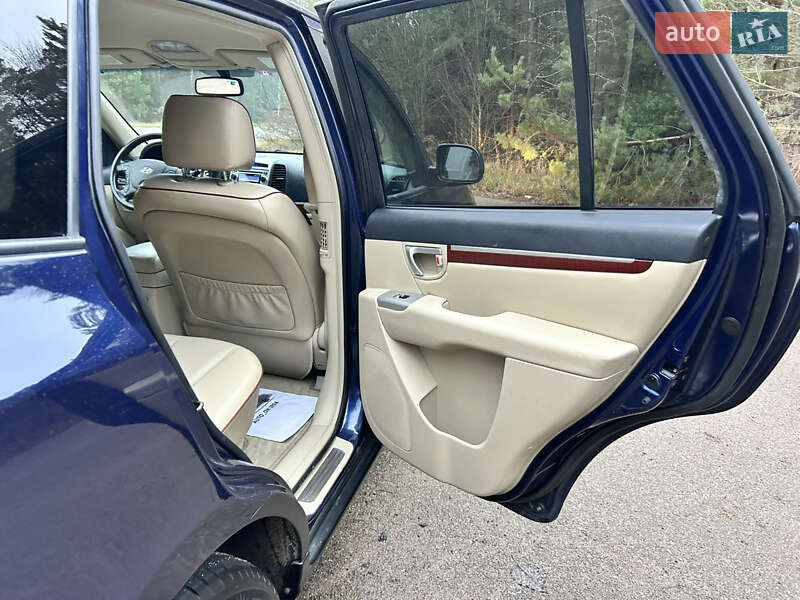 Внедорожник / Кроссовер Hyundai Santa FE 2006 в Радомышле