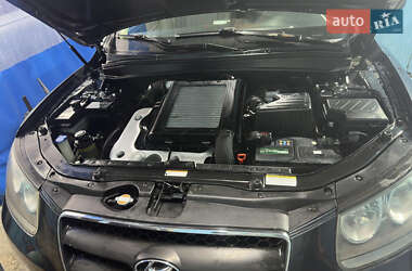 Внедорожник / Кроссовер Hyundai Santa FE 2006 в Киеве
