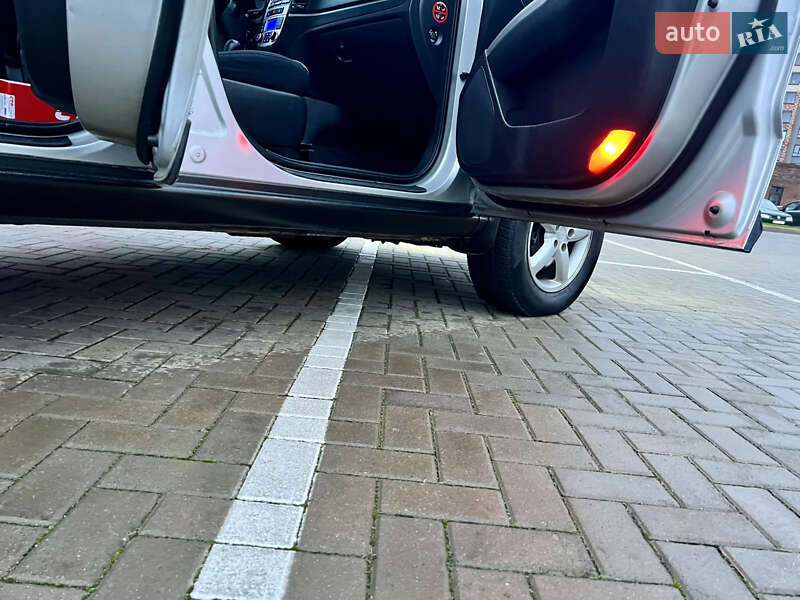 Внедорожник / Кроссовер Hyundai Santa FE 2006 в Житомире