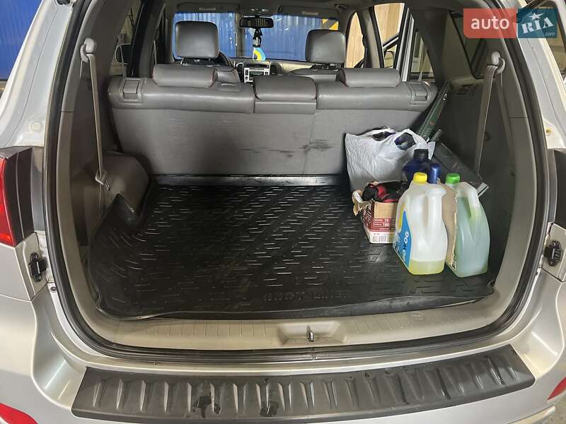 Внедорожник / Кроссовер Hyundai Santa FE 2008 в Краматорске