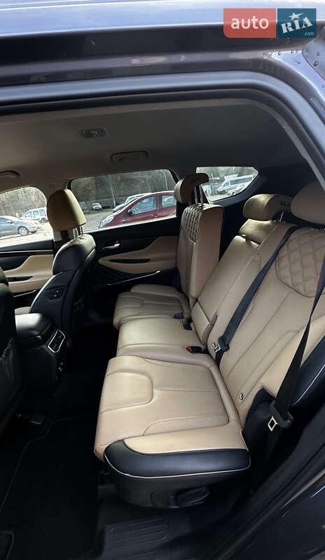 Внедорожник / Кроссовер Hyundai Santa FE 2022 в Киеве