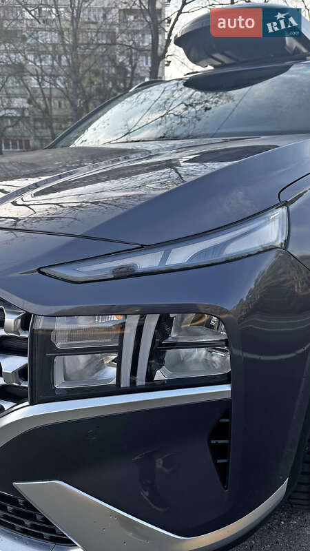 Внедорожник / Кроссовер Hyundai Santa FE 2022 в Киеве