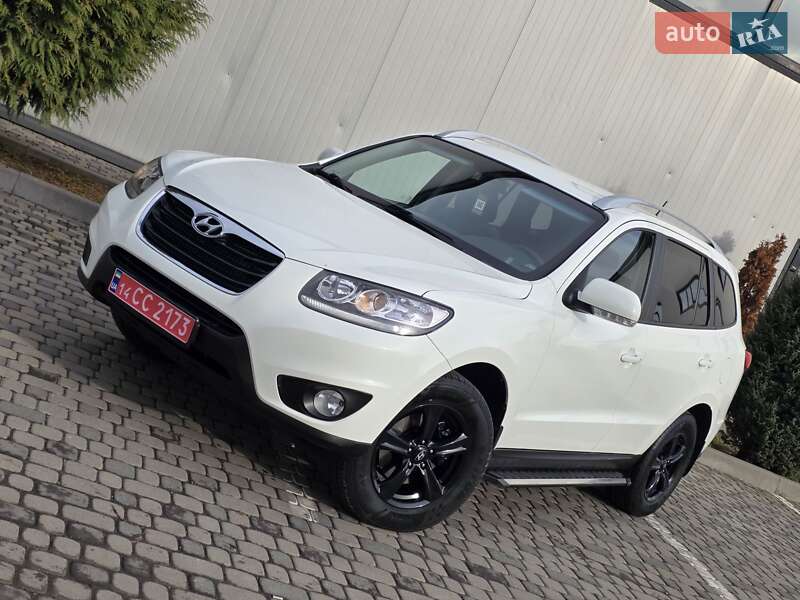 Внедорожник / Кроссовер Hyundai Santa FE 2011 в Ивано-Франковске