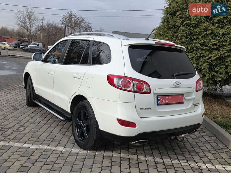 Внедорожник / Кроссовер Hyundai Santa FE 2011 в Ивано-Франковске