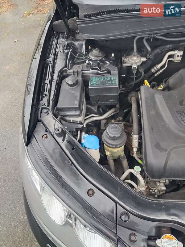 Внедорожник / Кроссовер Hyundai Santa FE 2011 в Киеве