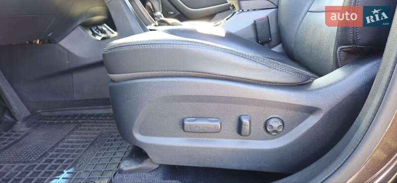 Внедорожник / Кроссовер Hyundai Santa FE 2017 в Тернополе