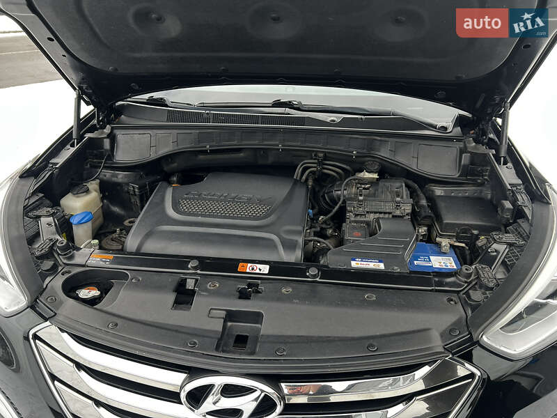 Внедорожник / Кроссовер Hyundai Santa FE 2013 в Киеве