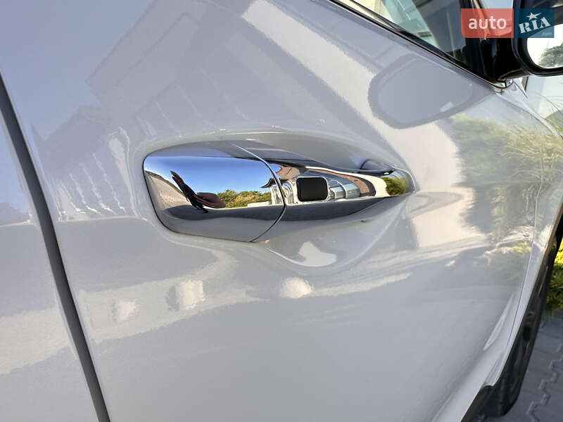 Внедорожник / Кроссовер Hyundai Santa FE 2016 в Тернополе