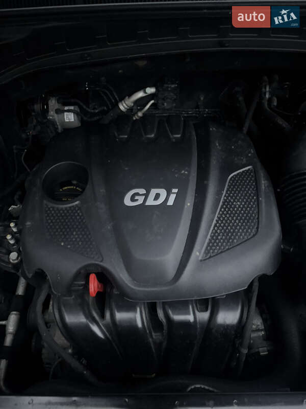 Внедорожник / Кроссовер Hyundai Santa FE 2015 в Харькове