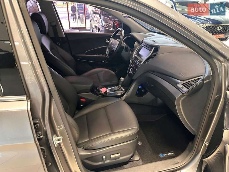 Внедорожник / Кроссовер Hyundai Santa FE 2015 в Одессе