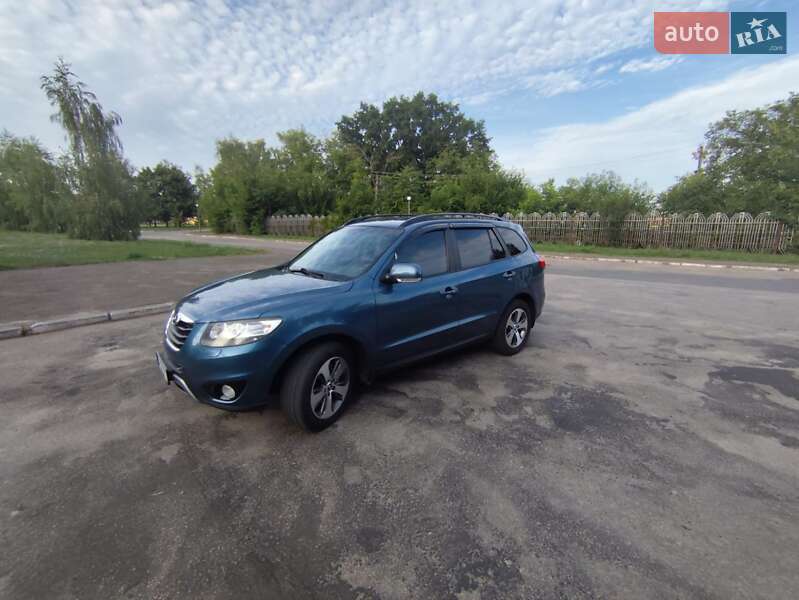 Внедорожник / Кроссовер Hyundai Santa FE 2011 в Черкассах