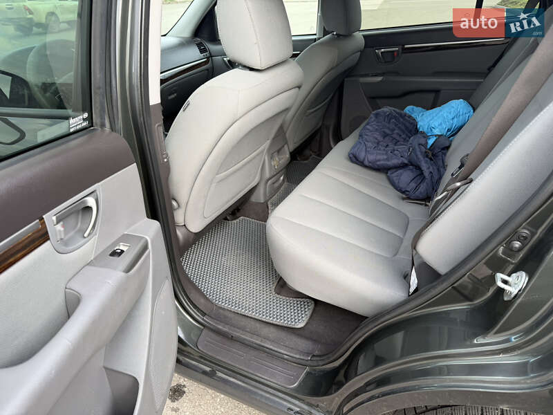 Внедорожник / Кроссовер Hyundai Santa FE 2012 в Краматорске