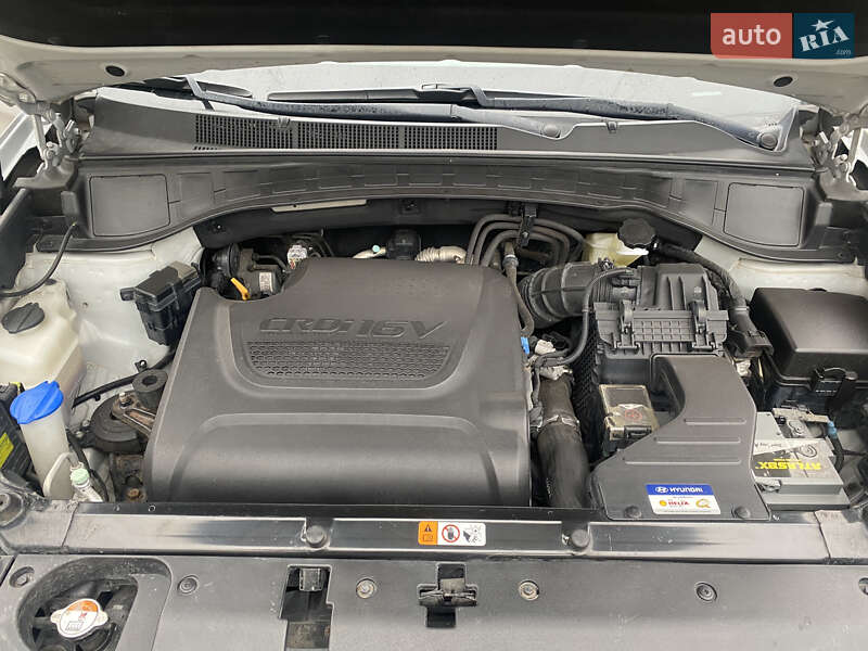 Внедорожник / Кроссовер Hyundai Santa FE 2014 в Немирове