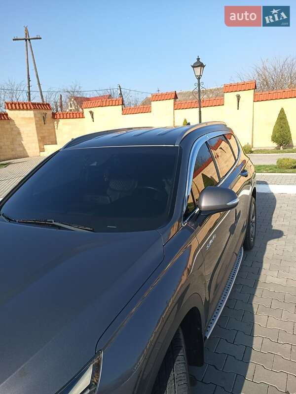 Внедорожник / Кроссовер Hyundai Santa FE 2018 в Измаиле фото 22 Внедорожник / Кроссовер Hyundai Santa FE 2018 в Измаиле