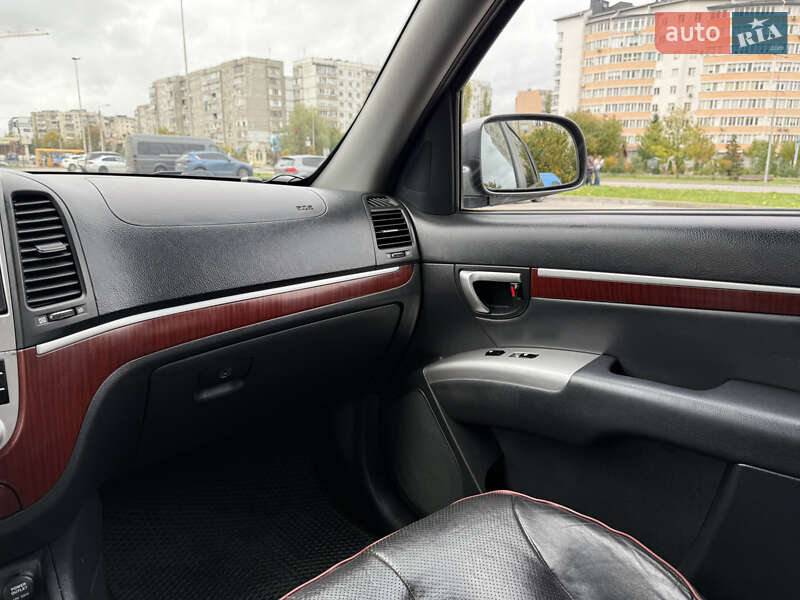 Внедорожник / Кроссовер Hyundai Santa FE 2006 в Ивано-Франковске