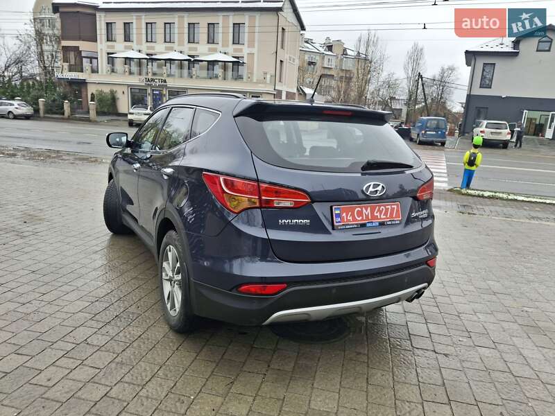 Внедорожник / Кроссовер Hyundai Santa FE 2015 в Ивано-Франковске