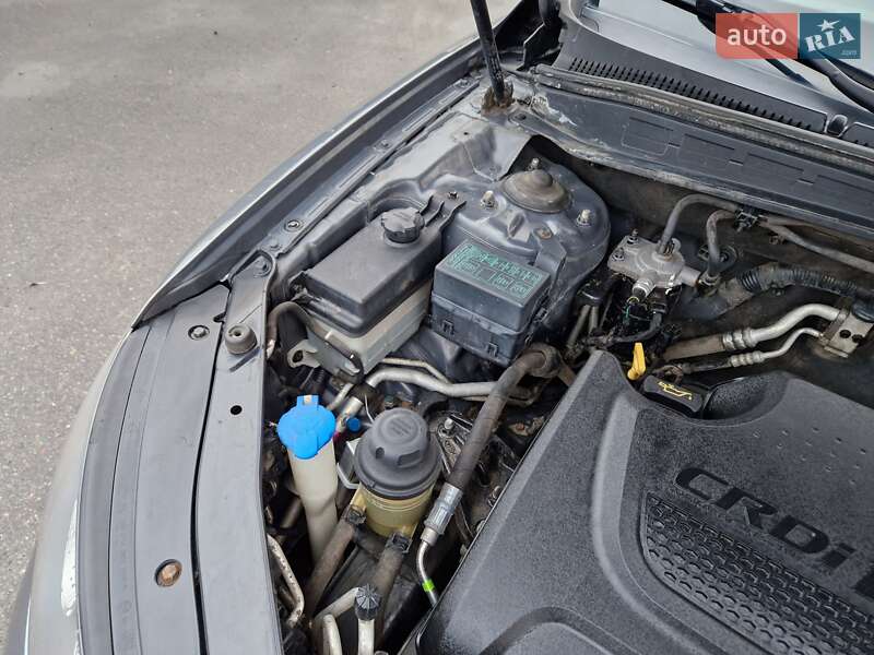 Внедорожник / Кроссовер Hyundai Santa FE 2011 в Харькове