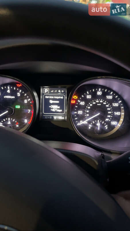 Внедорожник / Кроссовер Hyundai Santa FE 2016 в Ровно