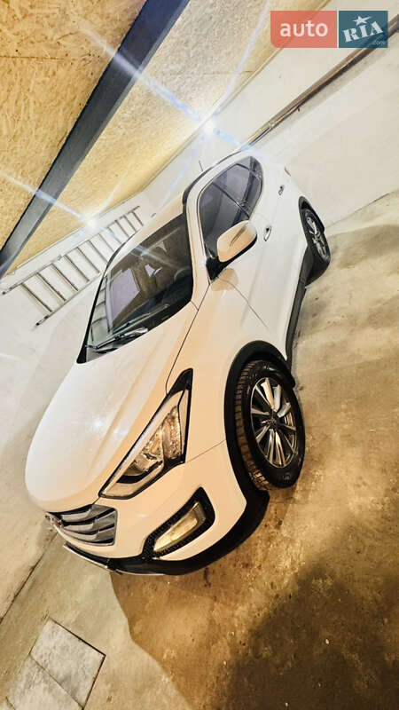 Внедорожник / Кроссовер Hyundai Santa FE 2013 в Каменке