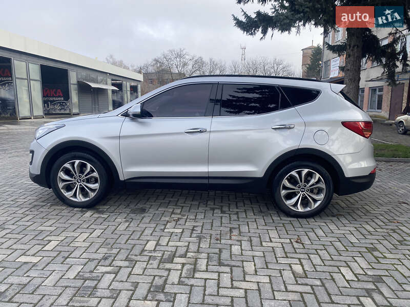 Внедорожник / Кроссовер Hyundai Santa FE 2014 в Немирове
