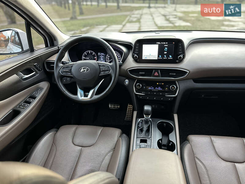 Позашляховик / Кросовер Hyundai Santa FE 2018 в Харкові