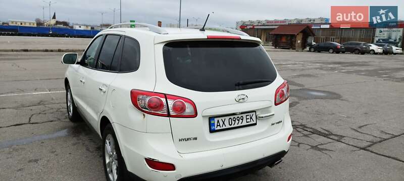 Внедорожник / Кроссовер Hyundai Santa FE 2011 в Харькове