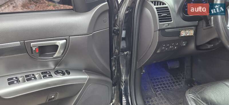 Внедорожник / Кроссовер Hyundai Santa FE 2011 в Днепре фото 7 Внедорожник / Кроссовер Hyundai Santa FE 2011 в Днепре