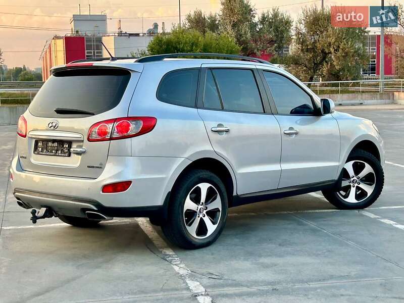 Внедорожник / Кроссовер Hyundai Santa FE 2012 в Киеве фото 41 Внедорожник / Кроссовер Hyundai Santa FE 2012 в Киеве