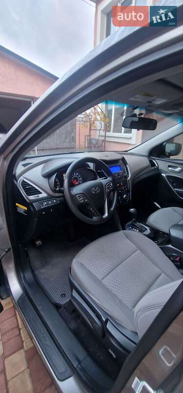 Внедорожник / Кроссовер Hyundai Santa FE 2015 в Одессе