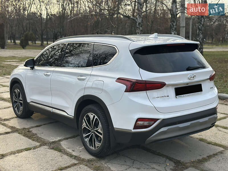 Позашляховик / Кросовер Hyundai Santa FE 2018 в Харкові