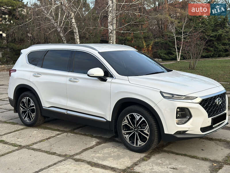 Позашляховик / Кросовер Hyundai Santa FE 2018 в Харкові