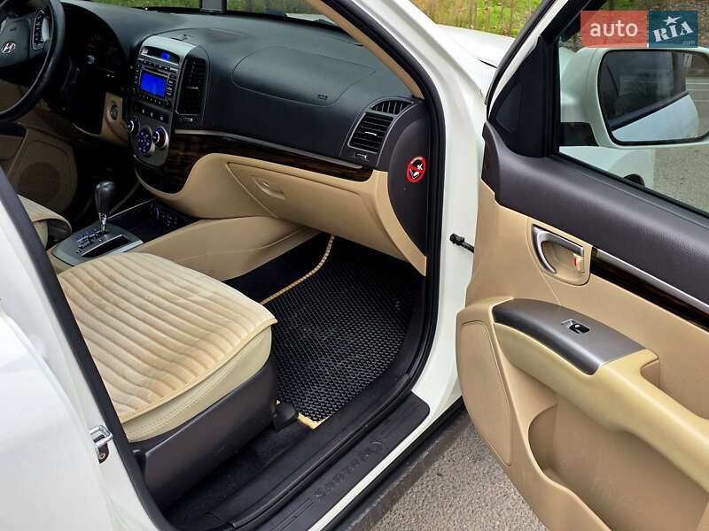 Внедорожник / Кроссовер Hyundai Santa FE 2011 в Днепре