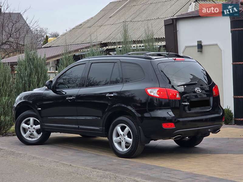 Внедорожник / Кроссовер Hyundai Santa FE 2009 в Днепре