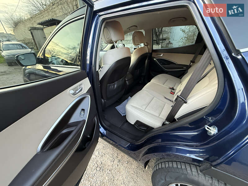 Внедорожник / Кроссовер Hyundai Santa FE 2016 в Одессе