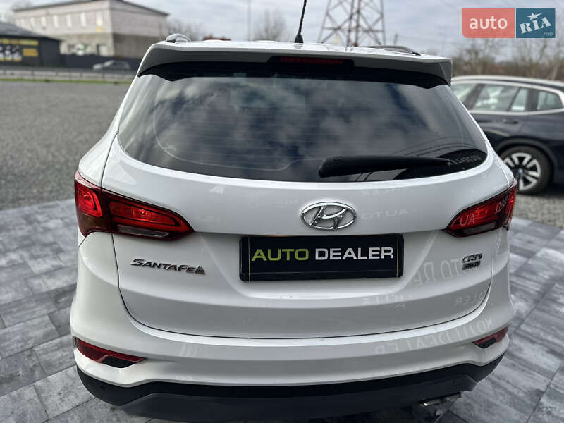 Внедорожник / Кроссовер Hyundai Santa FE 2017 в Виннице