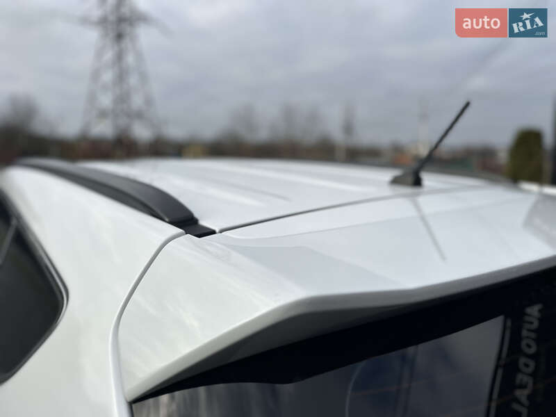 Внедорожник / Кроссовер Hyundai Santa FE 2017 в Виннице