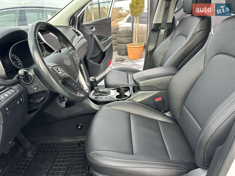Внедорожник / Кроссовер Hyundai Santa FE 2017 в Виннице