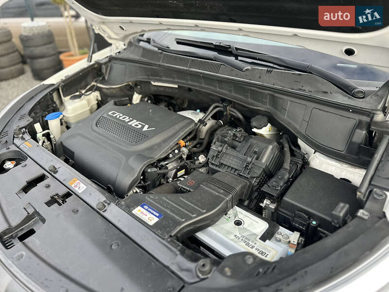 Внедорожник / Кроссовер Hyundai Santa FE 2017 в Виннице