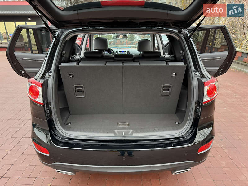 Внедорожник / Кроссовер Hyundai Santa FE 2010 в Ровно