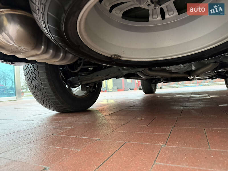 Внедорожник / Кроссовер Hyundai Santa FE 2010 в Ровно